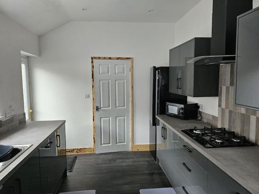 Jubilee Jem Villa Aberaman Екстериор снимка