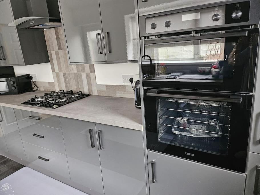 Jubilee Jem Villa Aberaman Екстериор снимка